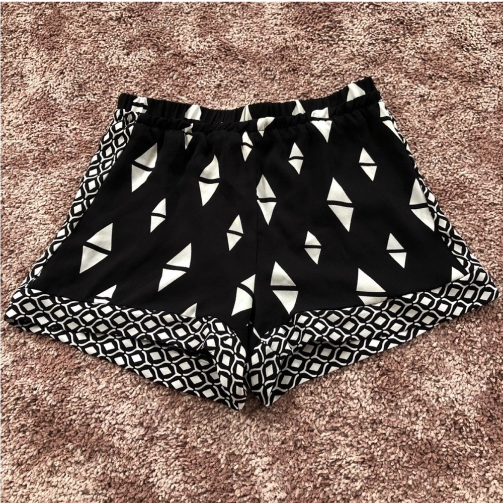 H&M Patterned Shorts
